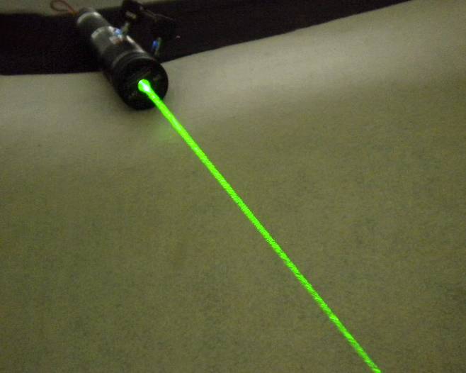 Modal Additional Images for 532nm Green Laser Torch Flashlight Pointers 500mW Output Power